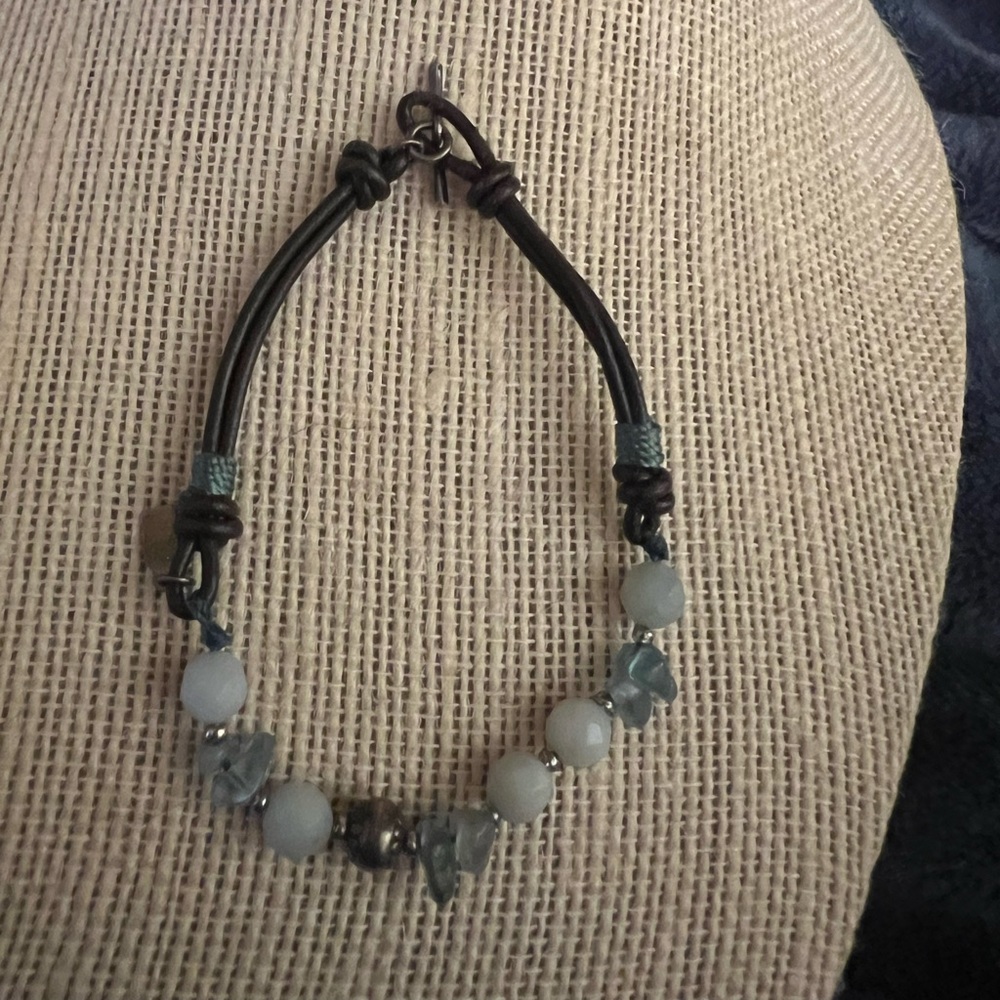 Peyote Bird Sterling Silver & Beaded Leather Bracelet, good condition - Picture 2 of 8
